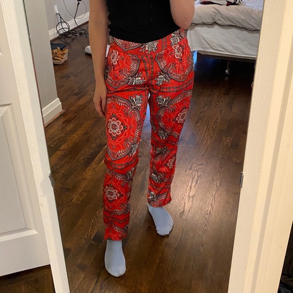 Beautiful breathy ASOS pants in a bandana print - Picture 1 of 4